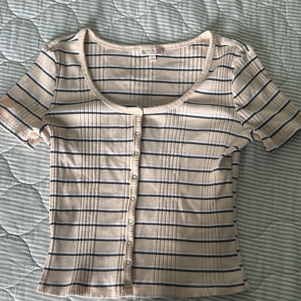 SO Black and White Ribbed Crop Blouse